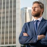 Quanto ganha um corretor de imóveis de luxo