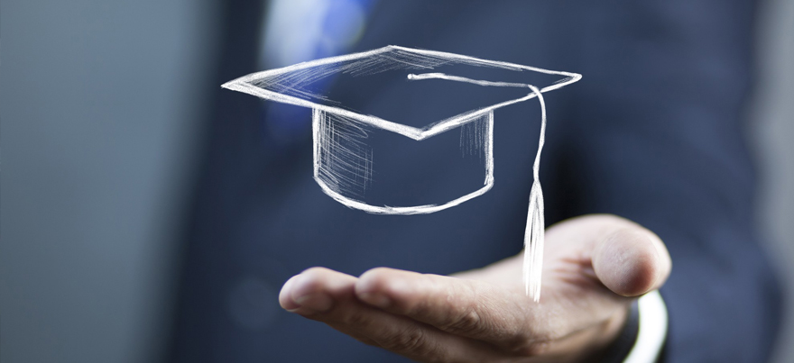 Corretor de imóveis precisa de diploma de ensino superior