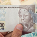 Qual a diferença entre honorário e comissão do corretor