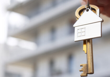 Corretor de imóveis é profissão em alta sem diploma universitário